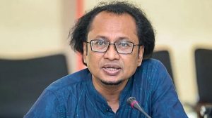 দিল্লির বিমানবন্দর থেকে ফেরত আসছেন প্রধানমন্ত্রীর তথ্য উপদেষ্টা
